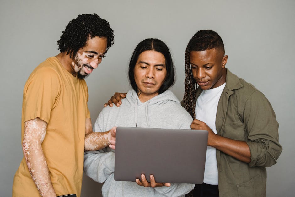 A Review of Popular Entrepreneurship MOOCs (Massive Open Online Courses)